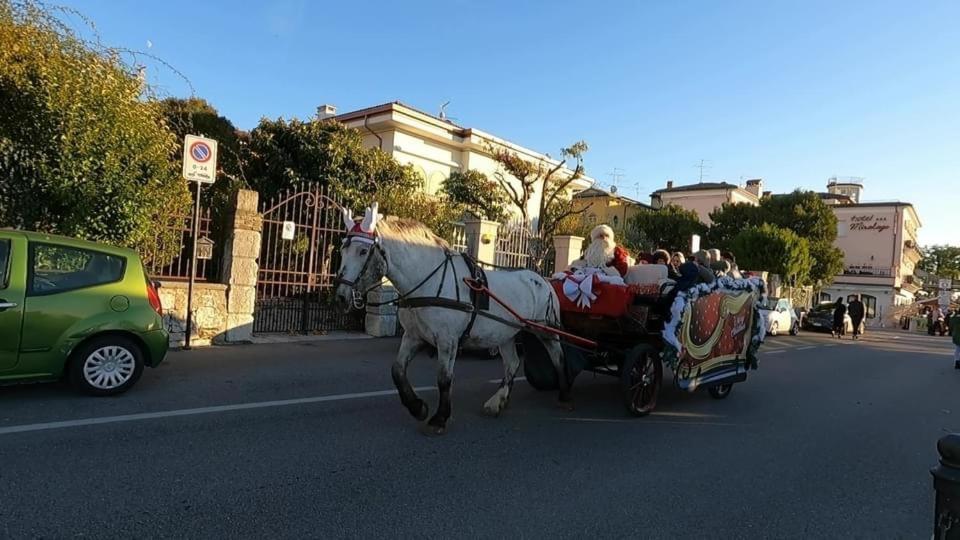 Castello Centro Storico Hotel Lazise Buitenkant foto
